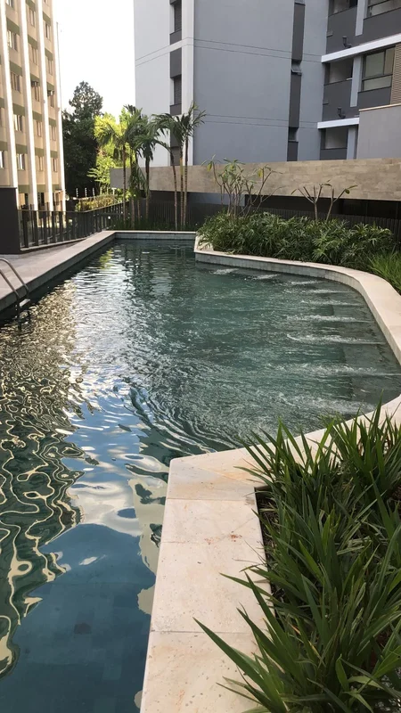 Piscina de luxo